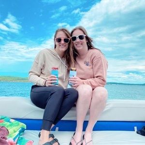 Meet your Posher, Brittany